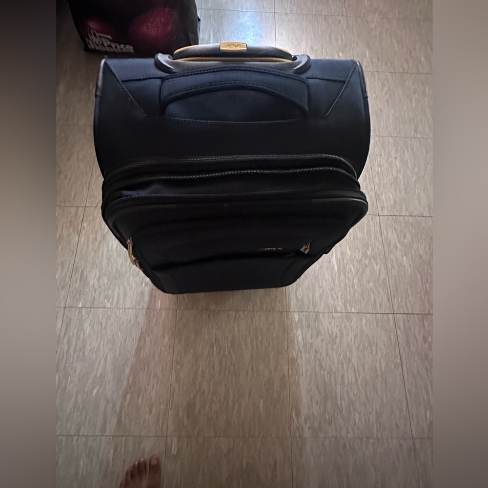 Fly Suitcase - image 1